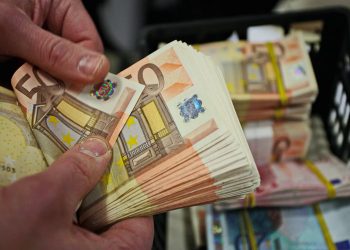 «Πράσινο φως» σε δώρα και επιδόματα παρά την απόφαση του ΣτΕ – News.gr