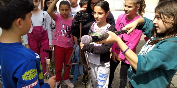 Η CAMERA ZIZANIO έγινε 19 και… μας ταξιδεύει στον κόσμο μέσα από ταινίες!