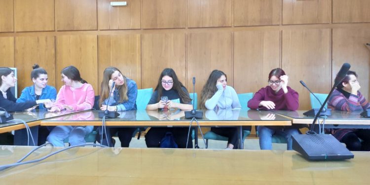 22ο Διεθνές Φεστιβάλ Κινηματογράφου Ολυμπίας για Παιδιά και Νέους-19η CAMERA ZIZANIO:Έγινε η κλήρωση για την συμμετοχή των μαθητών σε κριτικές επιτροπές και εργαστήρια… (φωτος)