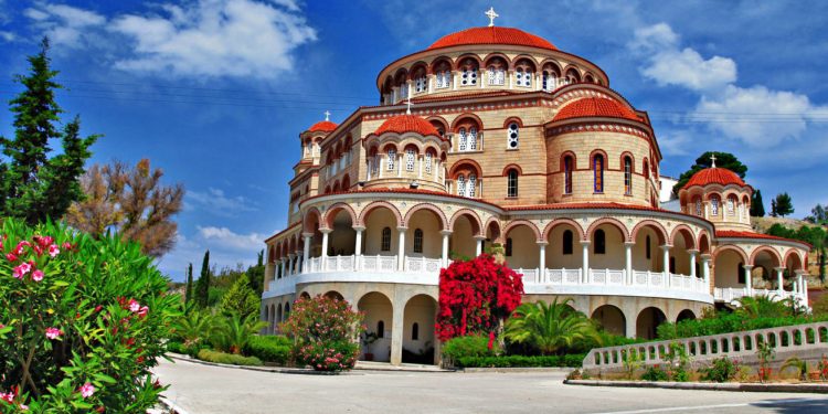 Ο μύθος της κατάρας του Αγίου Νεκταρίου στην ομάδα της Σεβίλλης – Newsbeast