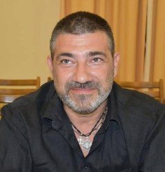 “Πληρώνουμε 20 χρόνια πολιτικής αχρηστίας με θανάτους κ. βουλευτά…”