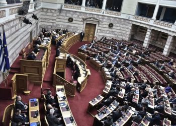 Εγκρίθηκε κατά πλειοψηφία το φορολογικό νομοσχέδιο – News.gr