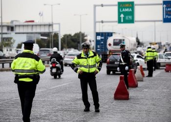 Αυξημένα μέτρα της Τροχαίας ενόψει της εορταστικής περιόδου – News.gr