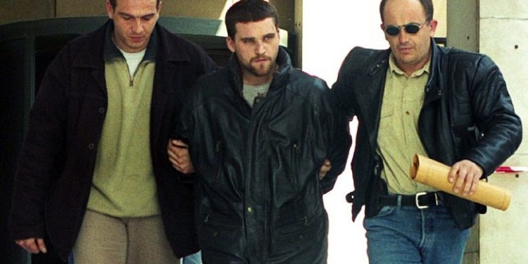 «Δεν ξέρω πώς έλυσε τις χειροπέδες, δεν έχω πάρει απαντήσεις» – News.gr