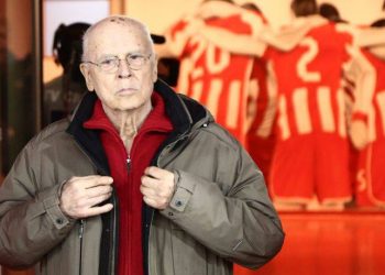 Θεοδωρίδης: Αφιερωμένη σε όλους τους Έλληνες εκτός ΕΠΟ και ΚΕΔ