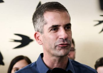 Μπακογιάννης: Έχω ακούσει για «666» κι «έργο του διαβόλου»