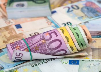 Περαστικός βρήκε σακίδιο με 16.000 ευρώ και το παρέδωσε – News.gr