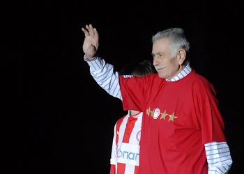 Θρήνος στον Ολυμπιακό για τον θάνατο του Ηλία Ρωσίδη – News.gr