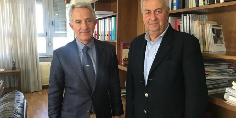 Συνάντηση Κ. Νικολούτσου με με τον Γενικό Γραμματέα Υποδομών κ. Γιώργο Καραγιάννη και τον πρόεδρο του ΟΣΕ κ. Κωνσταντίνο Σπηλιόπουλο, για τις συγκοινωνιακές υποδομές της Ηλείας.