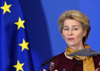 Φον ντερ Λάιεν: Το Brexit θα βλάψει περισσότερο τη Βρετανία παρά την Ε.Ε.