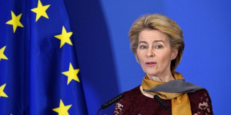 Φον ντερ Λάιεν: Το Brexit θα βλάψει περισσότερο τη Βρετανία παρά την Ε.Ε.