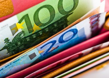 Ποιοι είναι οι δικαιούχοι της έκτακτης ενίσχυσης – News.gr