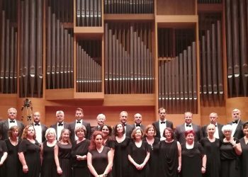 ΧΟΡΩΔΙΑ ΜΥΡΤΟΥΝΤΙΩΝ: Χριστουγεννιάτικη συναυλία στο ΣΙΝΕ “ΑΣΤΡΟΝ”