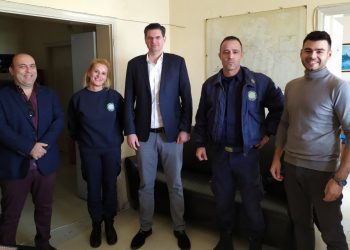 ΔΙΟΝΥΣΗΣ ΚΑΛΑΜΑΤΙΑΝΟΣ: Επίσκεψη στο Λιμεναρχείο Κυλλήνης