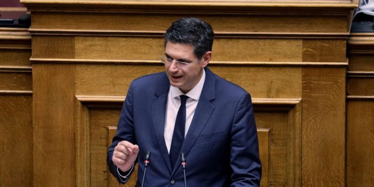 ΔΙΟΝΥΣΗΣ ΚΑΛΑΜΑΤΙΑΝΟΣ: “Αποκαλύπτεται το πραγματικό πρόσωπο της Ν.Δ.”