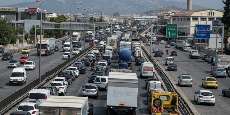 Θανατηφόρο τροχαίο στην εθνική οδό Αθηνών – Λαμίας, ένας νεκρός – News.gr