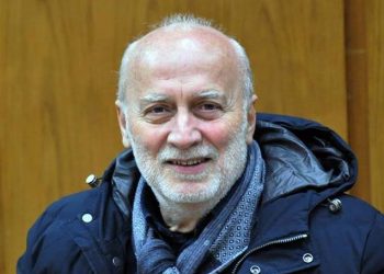 ΧΡΗΣΤΟΣ ΑΘΑΝΑΣΟΥΛΑΣ: …και μιλάς;