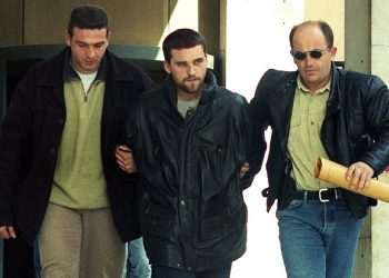 Τέσσερις φορές ισόβια και 49 χρόνια κάθειρξη στον Κώστα Πάσσαρη – News.gr