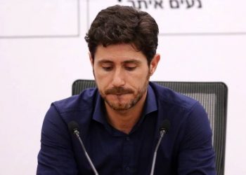 Βίκτορ Σάντσεθ: Ζήτησαν 20.000 ευρώ από τον πρώην προπονητή του Ολυμπιακού για το γυμνό βίντεο