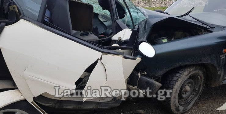 Δύο τραυματίες από μετωπική σύγκρουση αυτοκινήτων – Newsbeast