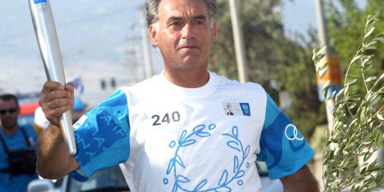 Σε κρίσιμη κατάσταση μετά από τροχαίο ο θρύλος της ιστιοπλοΐας Τάσος Μπουντούρης