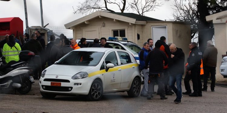 Υπάλληλος ύδρευσης του δήμου ο νεκρός στο Διόνυσο – Τον πυροβόλησε κάτοικος που είχε διαρροή στο ρολόι του