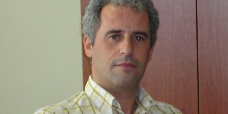 Σύλλογος Γονέων και κηδεμόνων Γυμνασίου Καράτουλα: Επιστολή στον Α. Τσίπρα για το κτήριο του Γυμνασίου