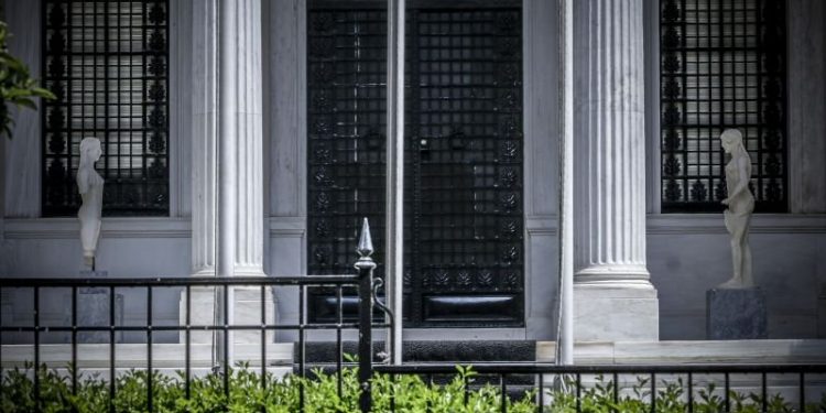 Το προφίλ του νέου προέδρου της Δημοκρατίας – News.gr