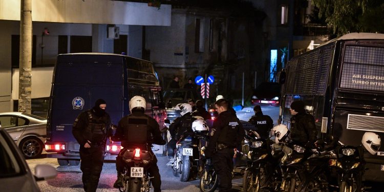 Ελεύθεροι οι κατηγορούμενοι για τις καταλήψεις στο Κουκάκι – News.gr