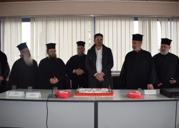 ΔΗΜΟΣ ΑΝΔΡΑΒΙΔΑΣ – ΚΥΛΛΗΝΗΣ: Έκοψε τη πίτα του! (φωτος και βίντεο)