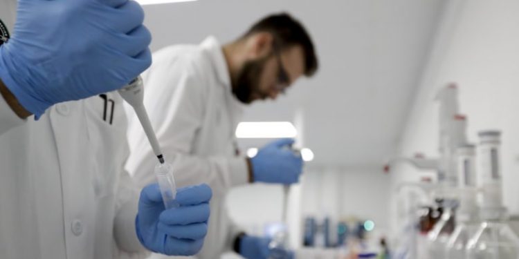 «Έδιωξαν» Έλληνα επιστήμονα από την Γερμανία για τα πειράματα που έκανε – News.gr