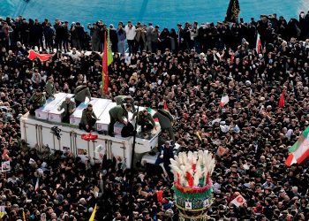 Ποδοπατήθηκαν διαδηλωτές – Νεκροί και τραυματίες – News.gr
