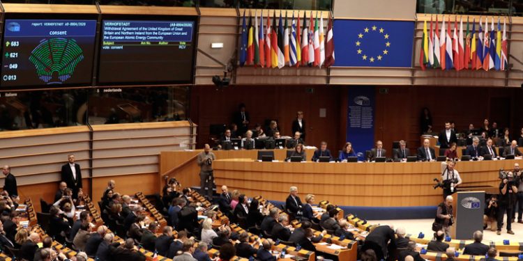 Επικυρώθηκε η συμφωνία για το Brexit – News.gr