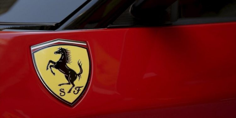 Η Ferrari άναψε σήμερα για πρώτη φορά τον κινητήρα της ενόψει πρωταθλήματος