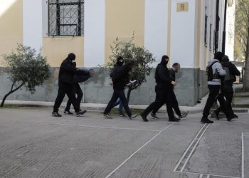 Στη φυλακή τρεις κατηγορούμενοι για το μεγάλο κύκλωμα κοκαΐνης από την Καραϊβική