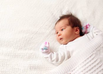 Βουλή: Ψηφίζεται σήμερα το επίδομα γέννησης ύψους 2.000 ευρώ