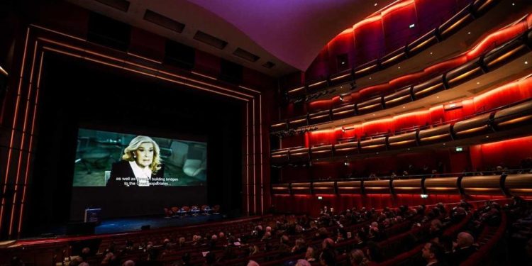 «Θερμοπύλες και Σαλαμίνα: Αποτιμώντας τη σημασία τους στον σύγχρονο κόσμο»