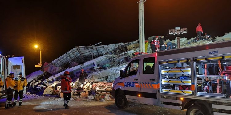 Στους 20 οι νεκροί, πάνω από 1.000 οι τραυματίες – News.gr