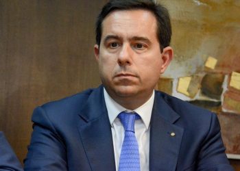 Υπουργείο Μετανάστευσης και Ασύλου με υπουργό τον Ν. Μηταράκη