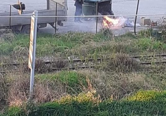 ΔΗΜΟΣ ΑΝΔΡΑΒΙΔΑΣ – ΚΥΛΛΗΝΗΣ: Προσοχή, μην ρίχνετε τις στάχτες απο το τζάκι στους κάδους απορριμάτων