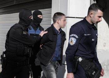 Στο εδώλιο για βιασμό ο 19χρονος κατηγορούμενος για τη δολοφονία Τοπαλούδη – News.gr