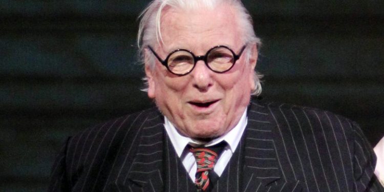 Τα νεότερα για την υγεία του Κώστα Βουτσά, για 8η μέρα στην εντατική – News.gr