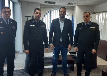 Στον Περιφερειάρχη Νεκτάριο Φαρμάκη                                                                  η  νέα ηγεσία Πυροσβεστικών Υπηρεσιών Δυτικής Ελλάδας