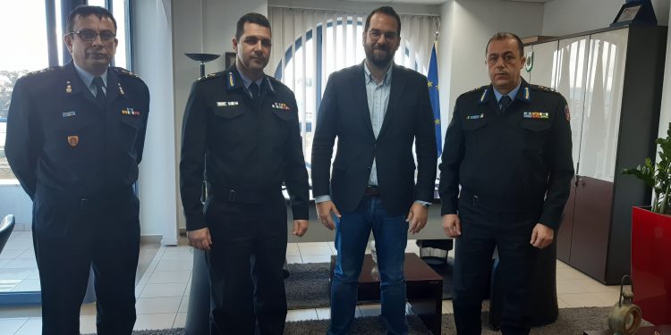 Στον Περιφερειάρχη Νεκτάριο Φαρμάκη η νέα ηγεσία Πυροσβεστικών Υπηρεσιών Δυτικής Ελλάδας