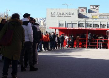 Ολυμπιακός – Άρσεναλ: Ουρές στο Καραϊσκάκη για ένα μαγικό χαρτάκι