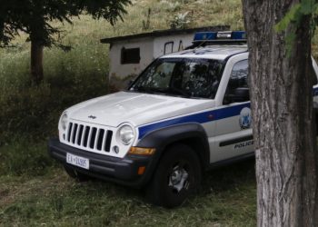 Ανταλλαγή πυρών με επικίνδυνους κακοποιούς στην Αρχαία Κόρινθο – News.gr