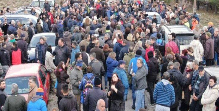 Διαμαρτυρίες στα νησιά κατά της επίταξης χώρων για τις νέες δομές φιλοξενίας