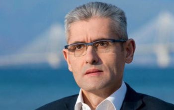 Ο Άγγελος Τσιγκρής μίλησε στο Αίγιο για τη σχολική βία και τον εκφοβισμό
