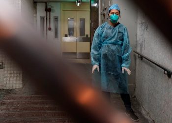 Στη Γαλλία ο πρώτος νεκρός στην Ευρώπη – News.gr