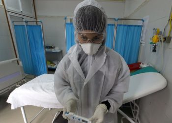 Για πρώτη φορά ασθενής μολύνθηκε δύο φορές από τον ιό – News.gr